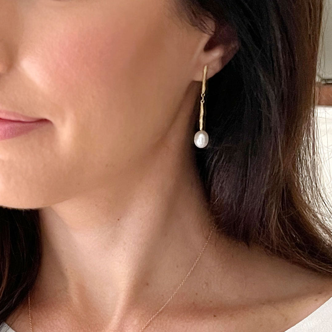 Classic Dangling Pearl Earrings