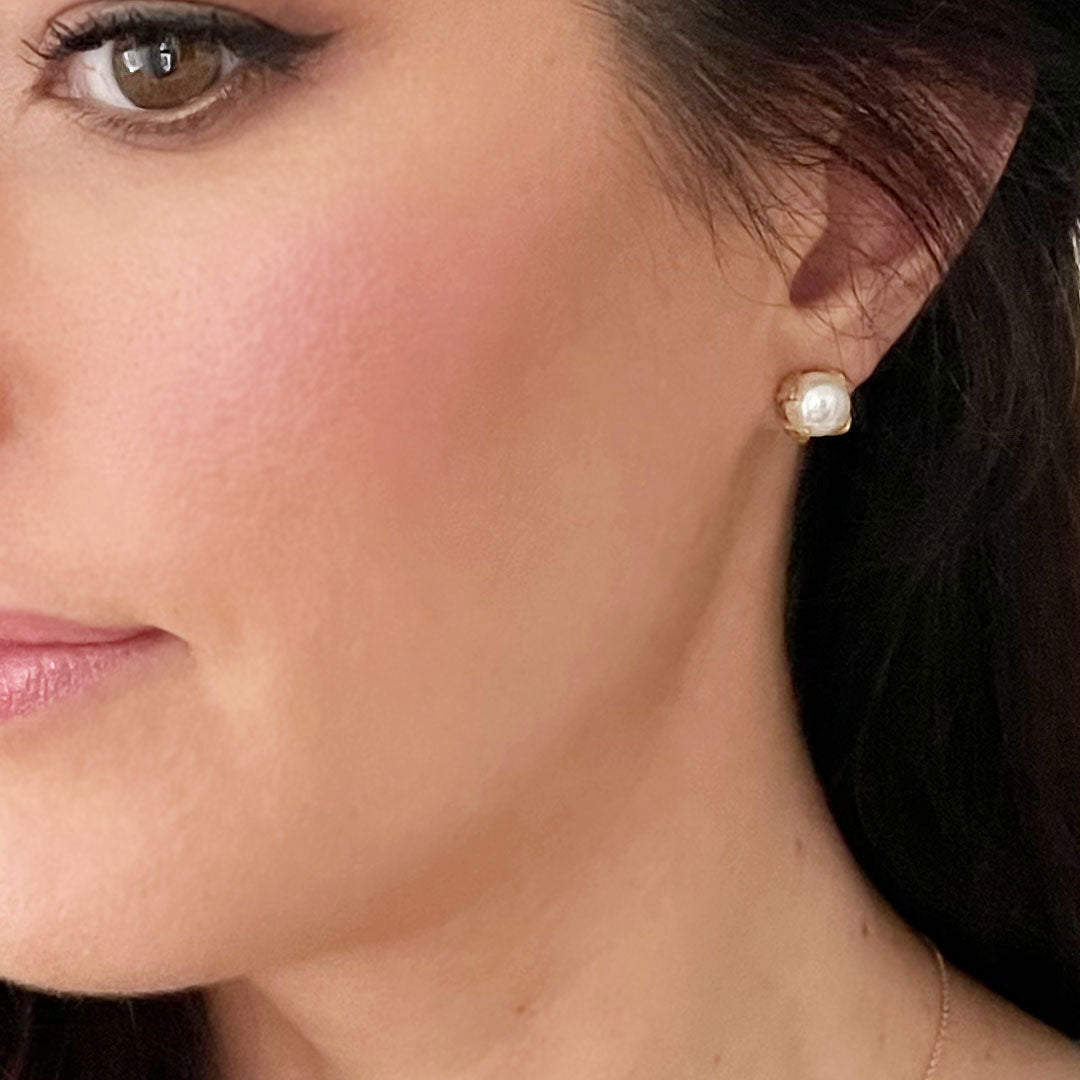The Perfect Everyday Pearl Earrings