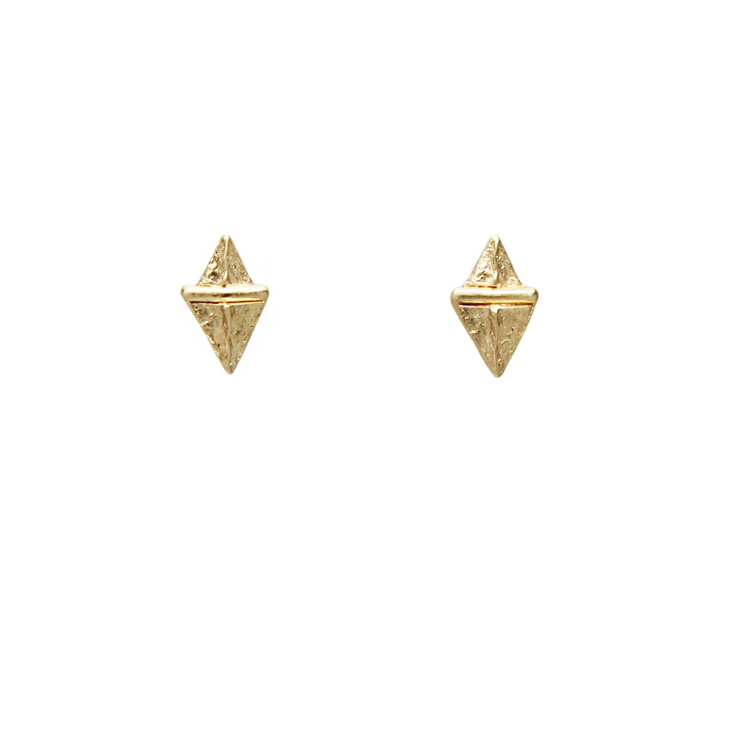 Triangle stud hot sale